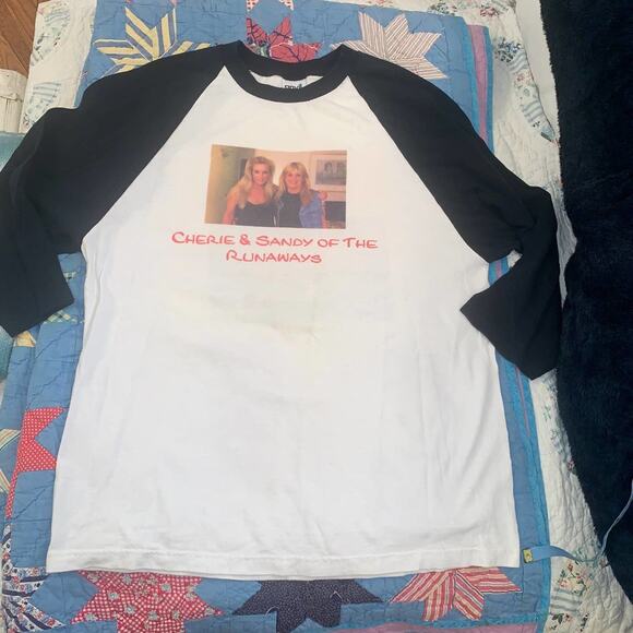 80s-90s VINTAGE THE RUNAWAYS JOAN JETT RAGLAN BASEBALL BAND TEE CONCERT TEE M - Picture 1 of 10